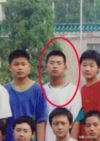 整容风波中的毕业路，暖心故事与照片背后的挑战