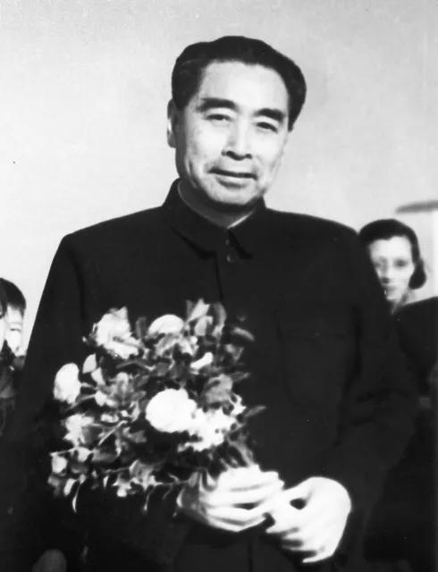 香港资料期期准千附三险阻，全面解答解释落实_战略版75.66.86