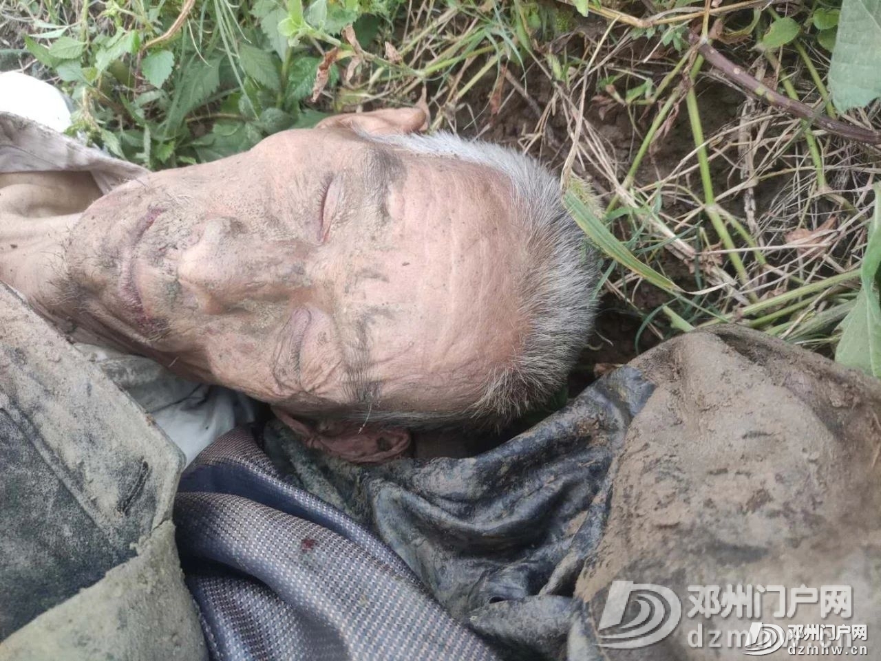 桂林警方发布无名男尸认领公告，寻找遗愿家属🔍🌹
