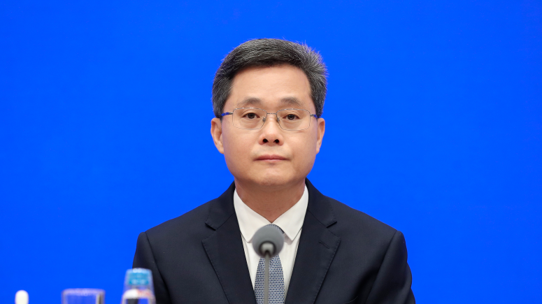 财政部一正三副主要负责人现场指导，任务执行与学习技能指南