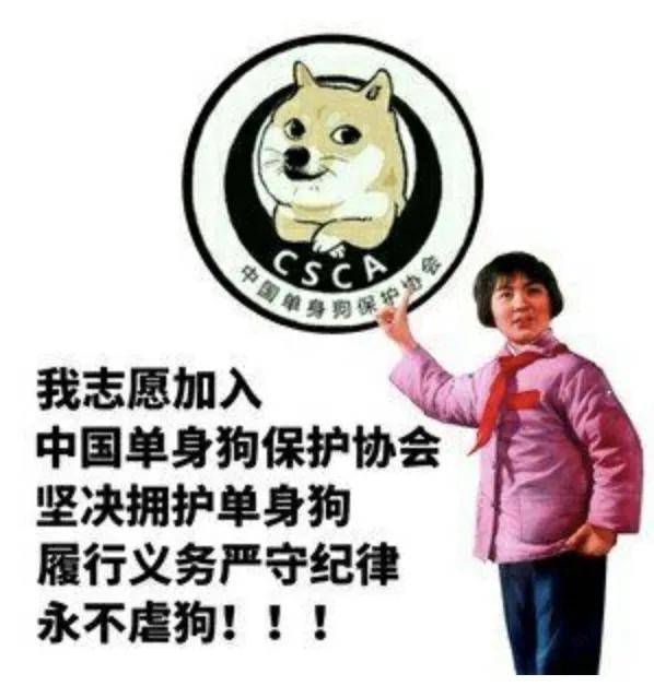科技之光下的长寿生活，百岁奶奶玩手机得心应手，网龄十年见证时代变迁