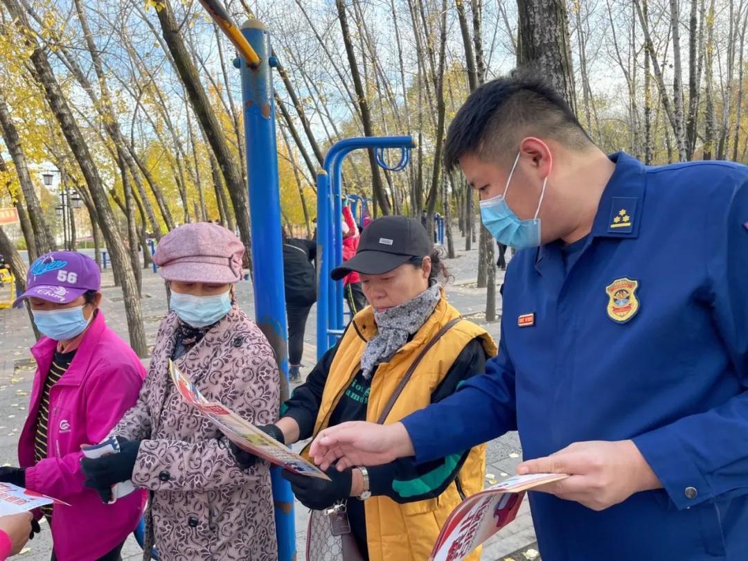 关爱老人，重阳节之外的无尽关怀