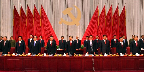 天安门下半旗悼念仪式