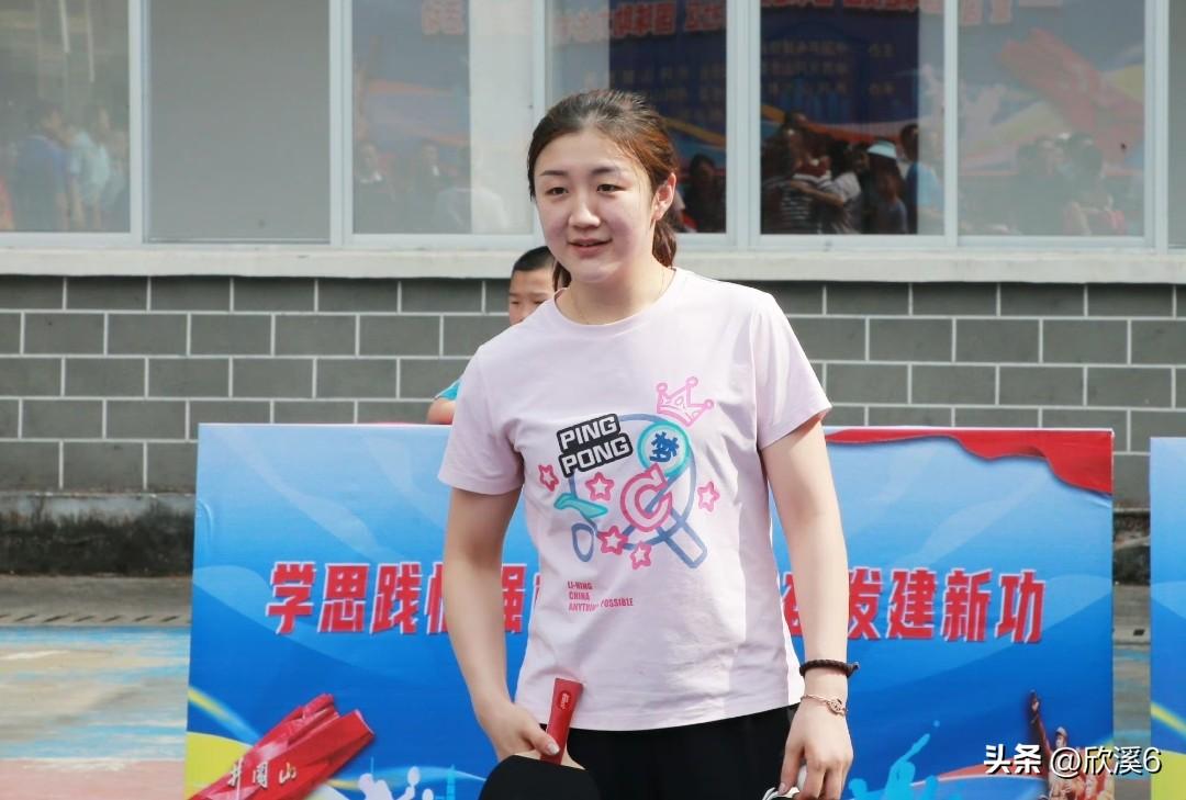 小巷乒乓传奇与特色小店闪耀之旅中的乒乓文化