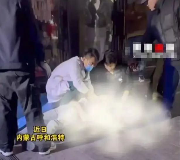 严厉打击