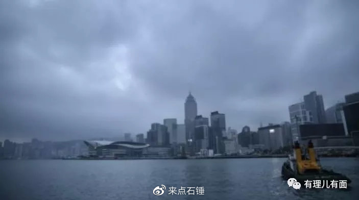 逆风中的力量展现