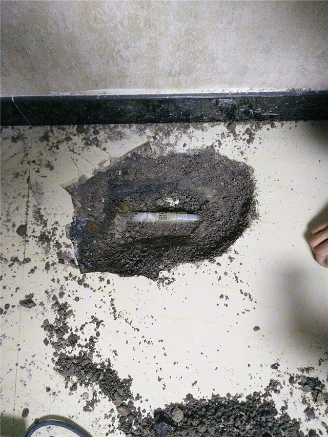 地暖漏水