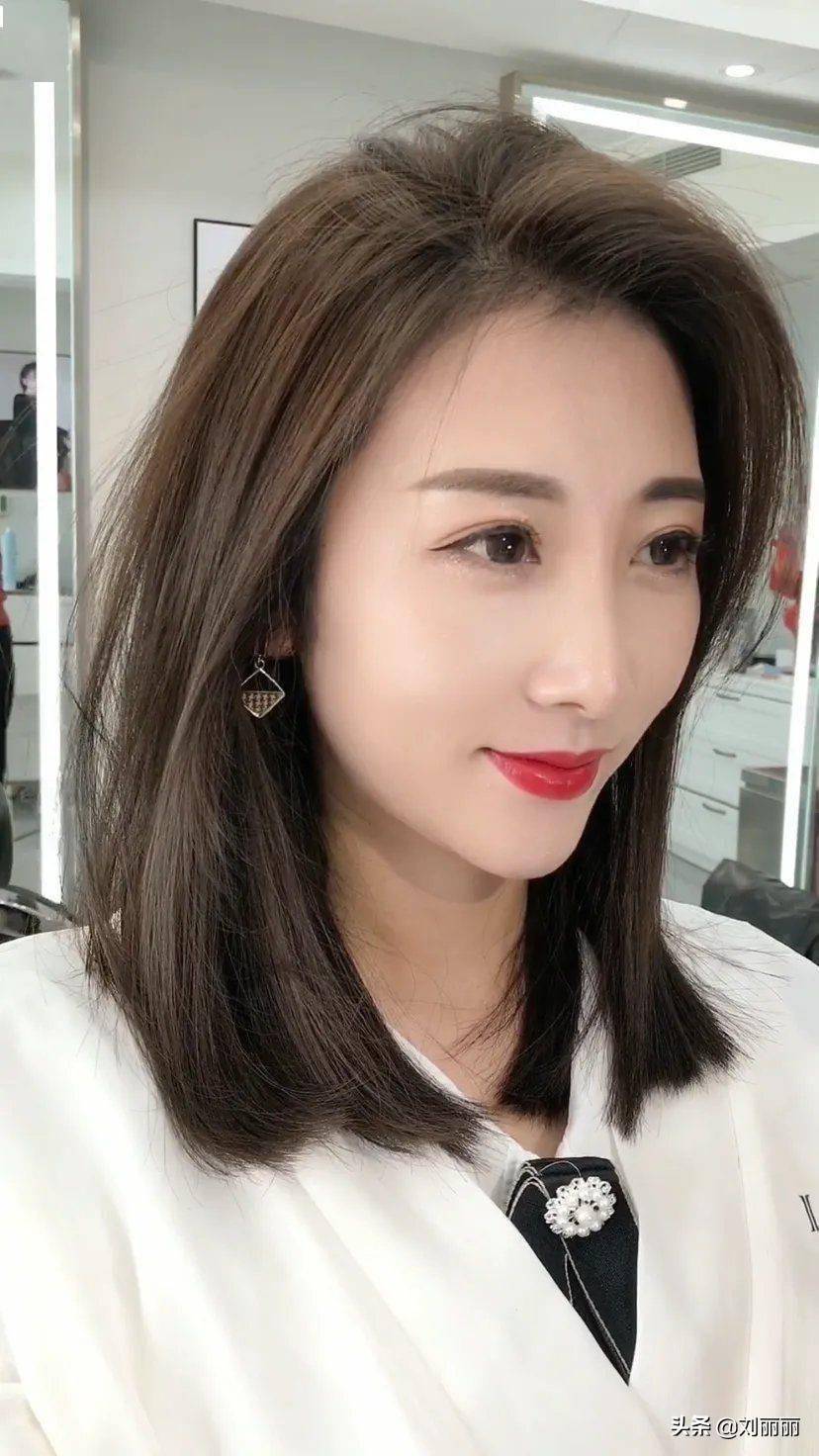 最新款女发时尚潮流发型指南