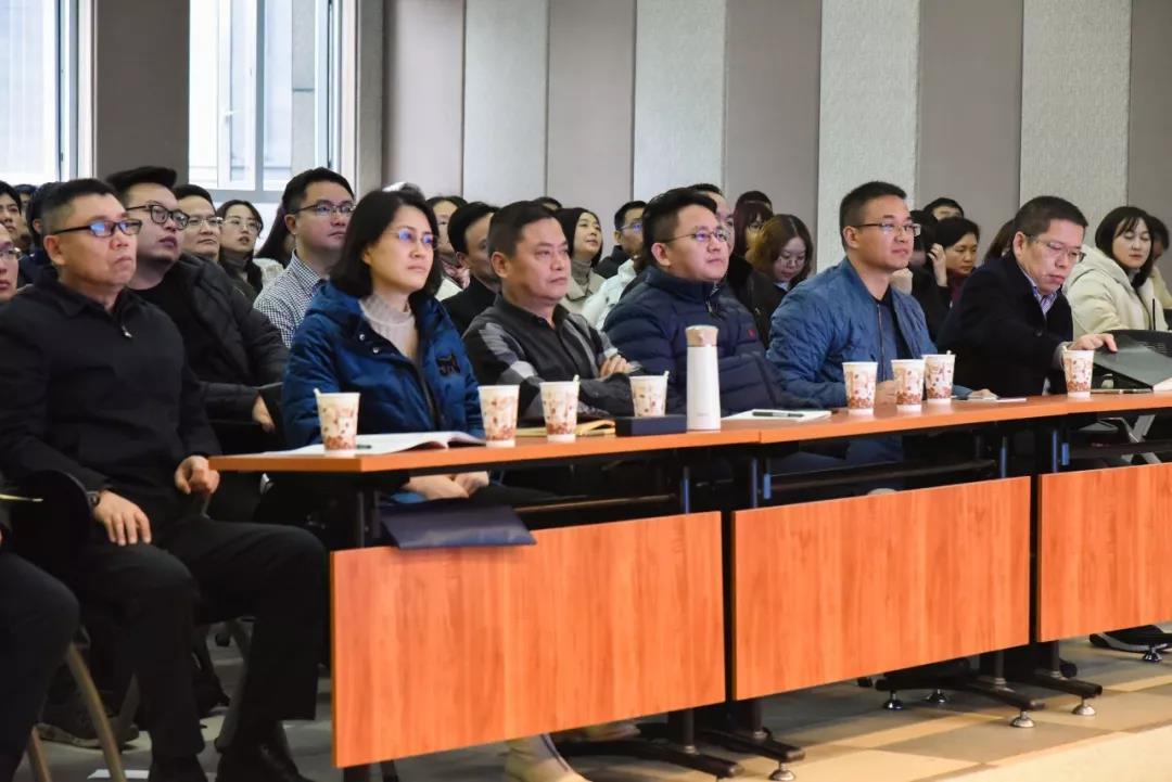 新能源汽车最新动态，科技重塑未来，引领时代潮流的革新资讯