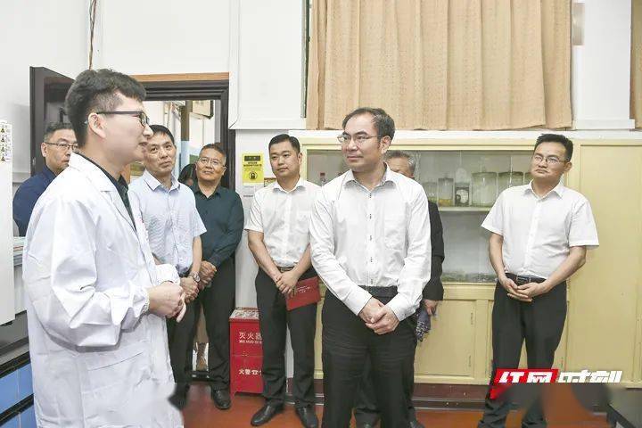 权耀变迁中的学习之路，自信与成就的力量展现最新动态