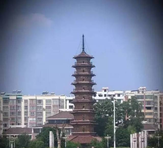 城市风貌与发展动态