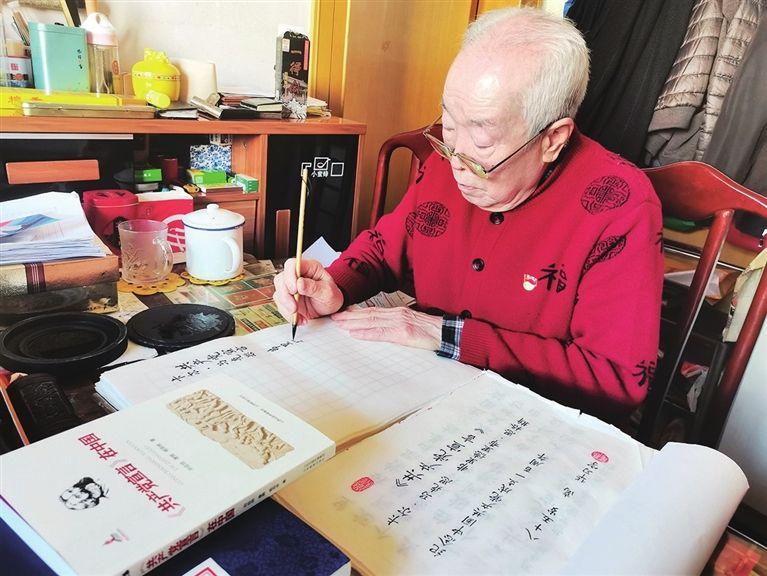 特色小店魅力揭秘，手抄贷最新潮流与小巷深处的惊喜