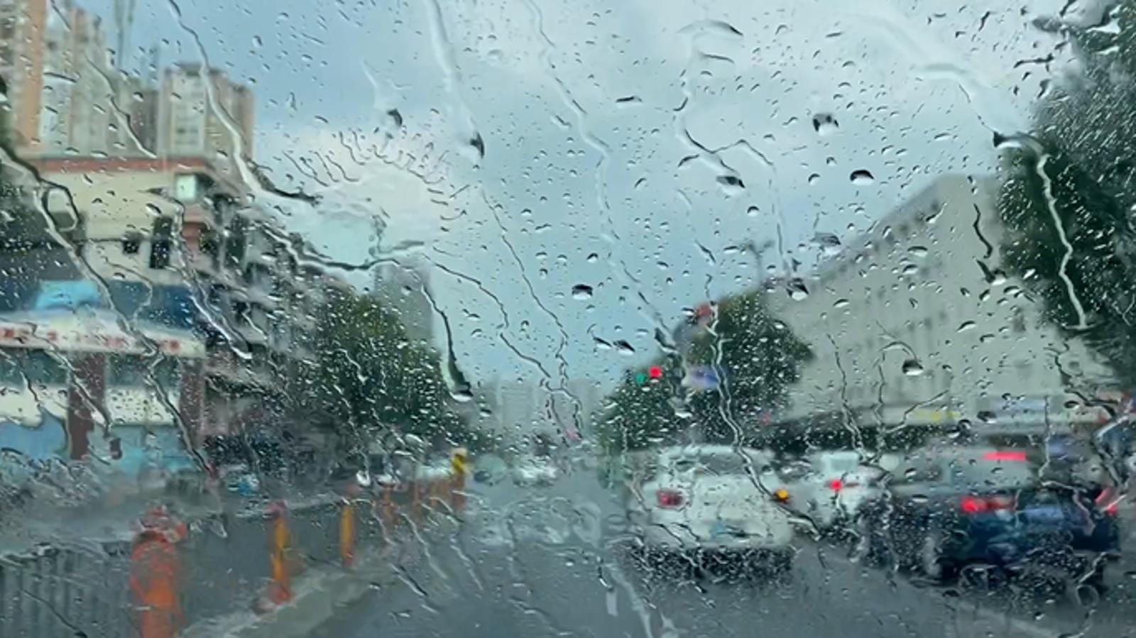 成都暴雨后的美景探索