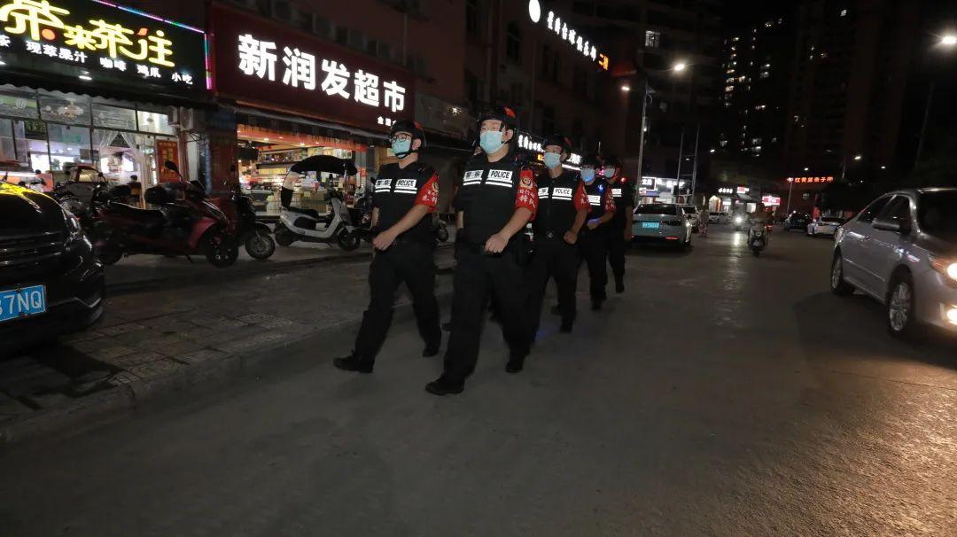 河池最新招聘信息揭秘，小巷深处的职业机遇