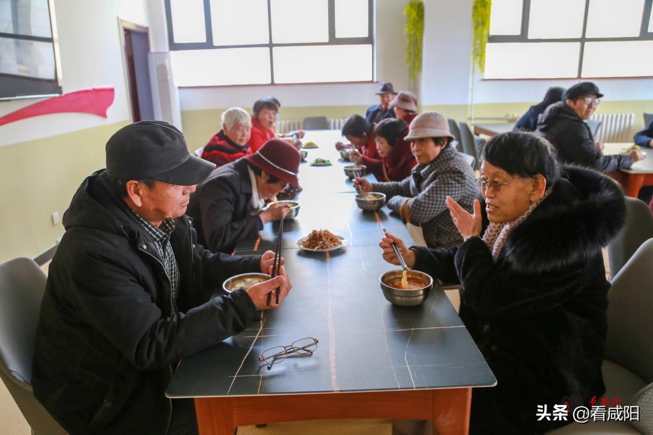 轻松赢棋牌