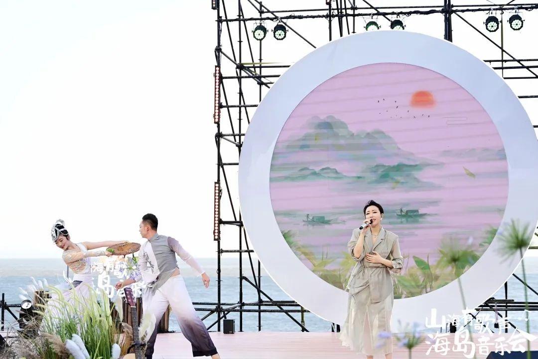 朱迅事业再攀新高峰，人生开启新篇章的最新动态