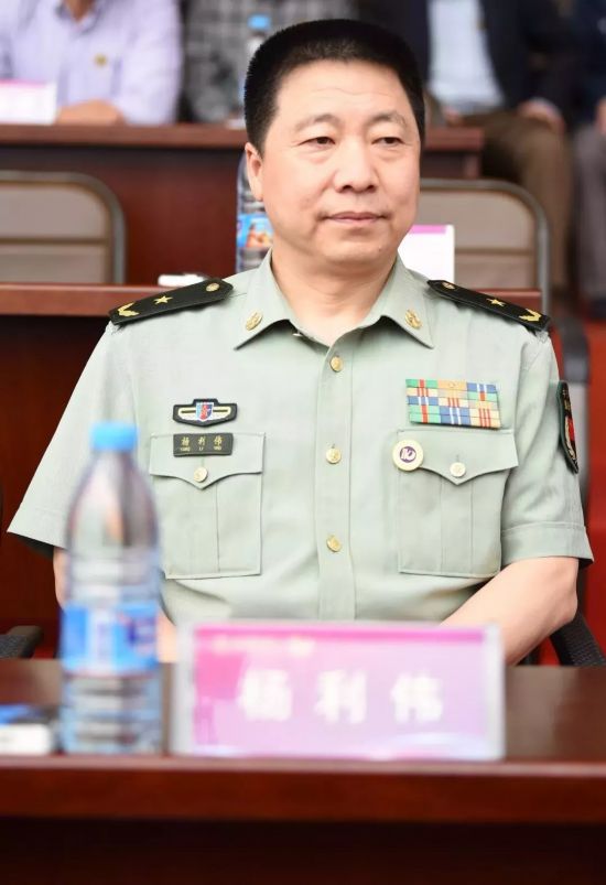 职务与观点论述摘要