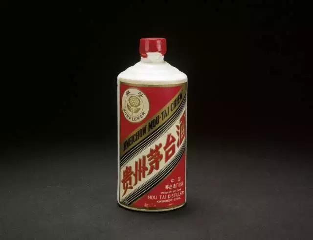 白酒基金最新动态，友情与陪伴的温馨故事展开篇章