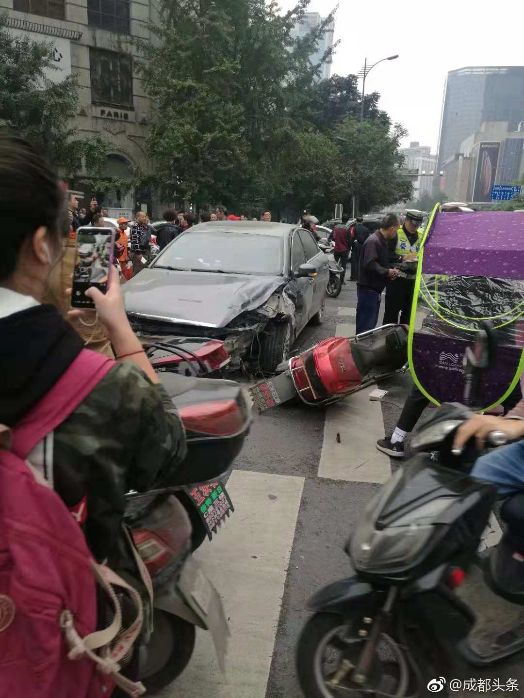 成都车祸最新动态