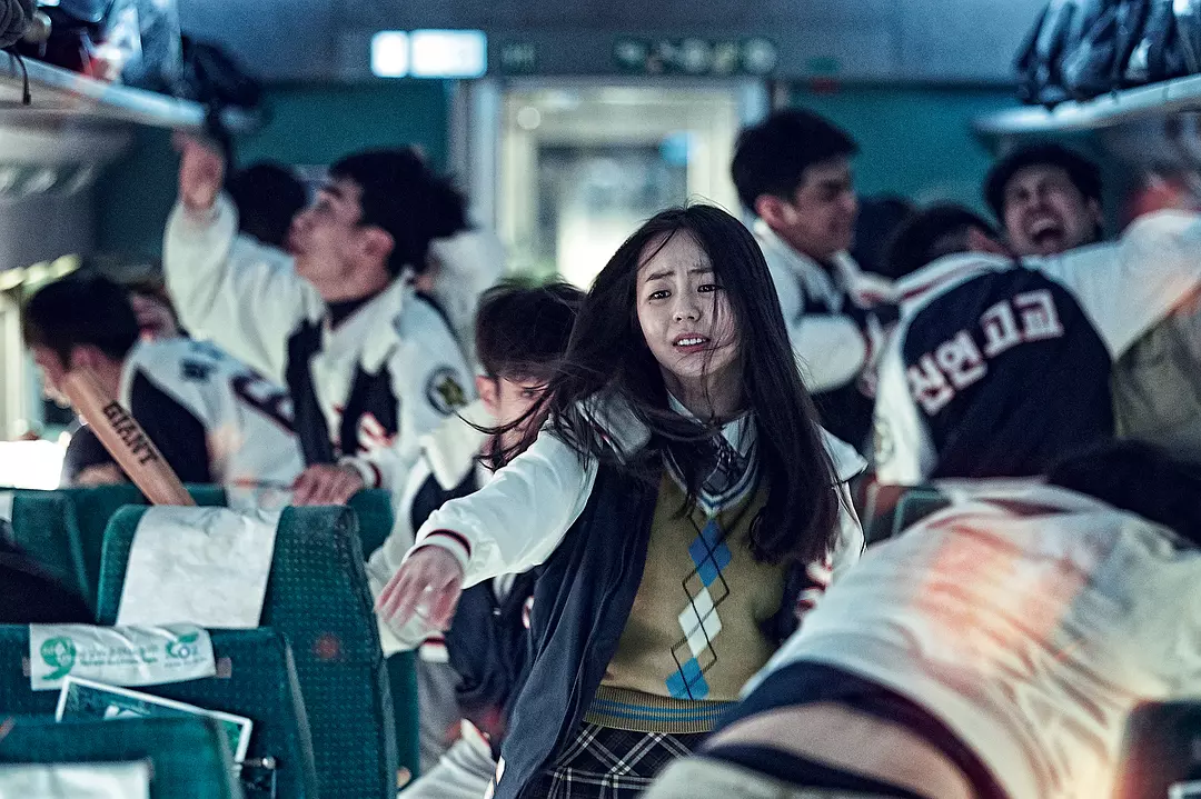 釜山行视觉盛宴震撼上映，不容错过的电影盛宴！
