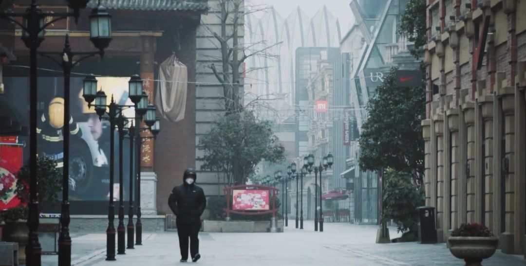 国际疫情下的隐秘小巷奇遇，特色小店的独特魅力