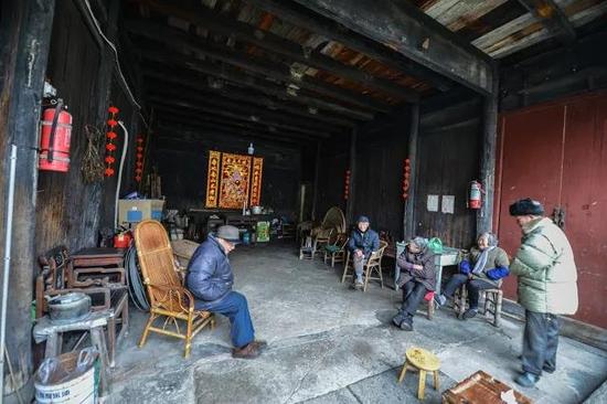 崇仁县小巷中的隐藏宝藏，一家特色小店的独特魅力最新报道