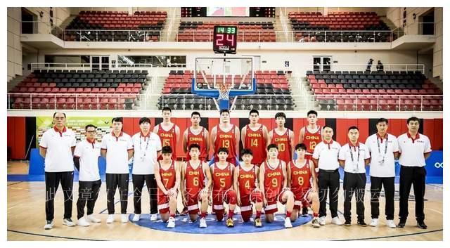 篮球场上故事持续上演