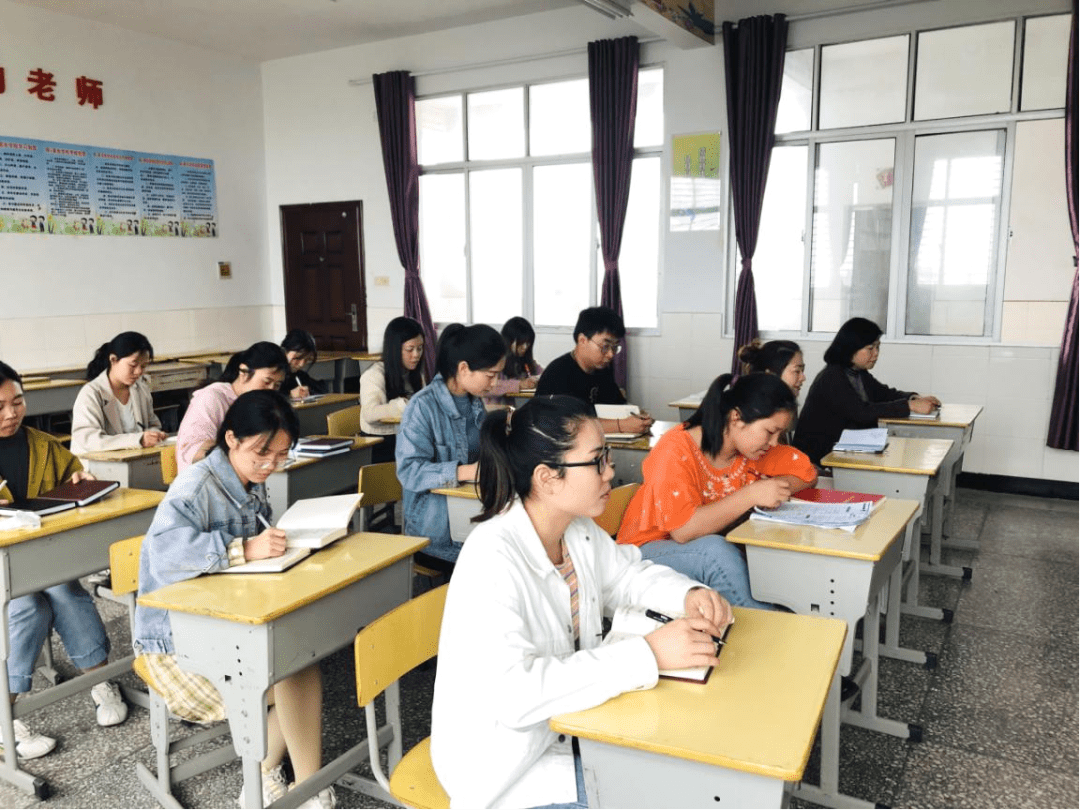 2012年最新电影，变化、学习与自信的力量展现银幕之上