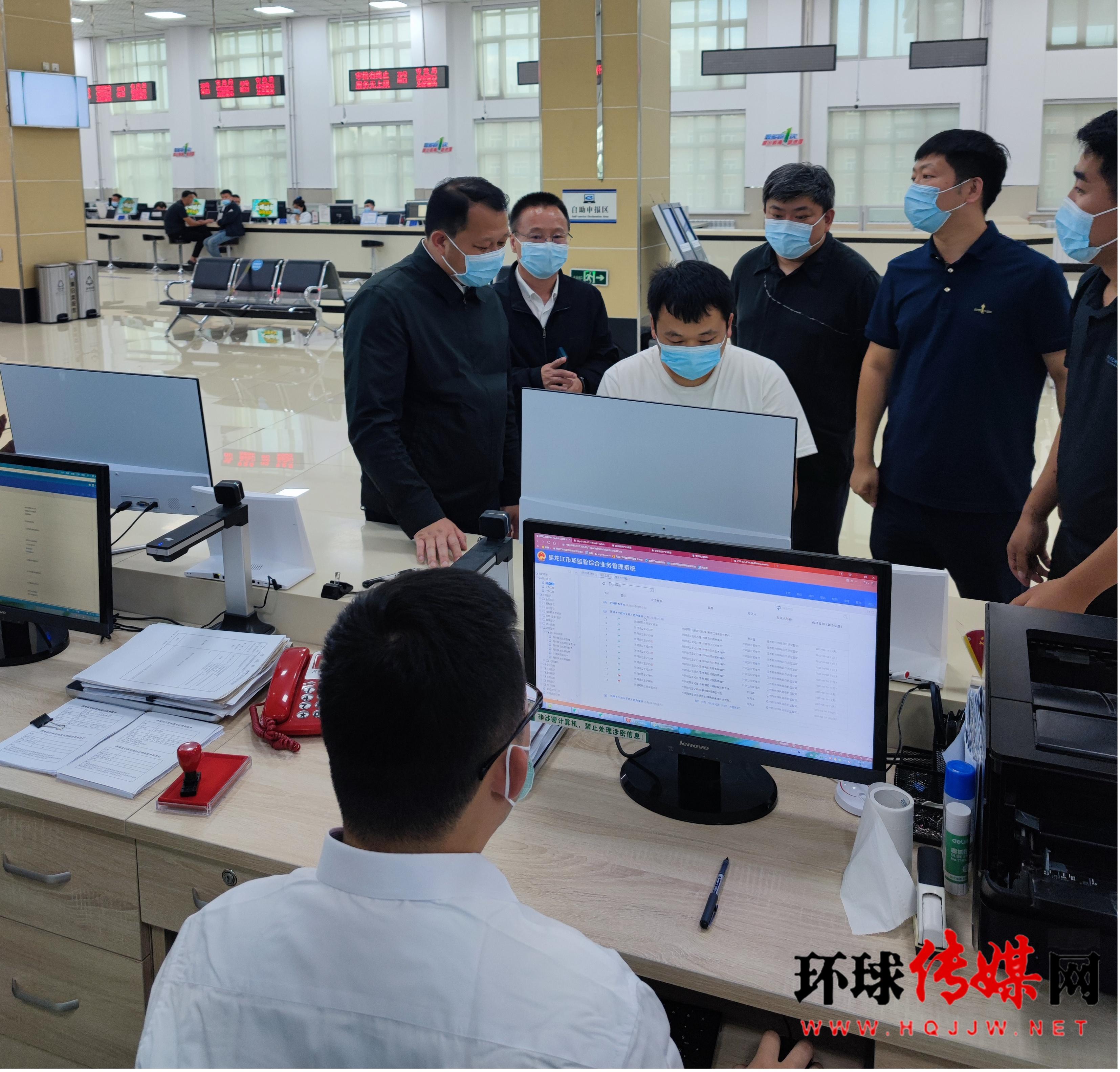 桦南最新招聘信息揭秘，小巷独特小店中的职业奇遇