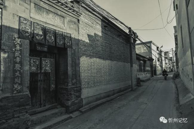 第三放映室最新地址揭秘，小巷深处的特色小店探秘之旅