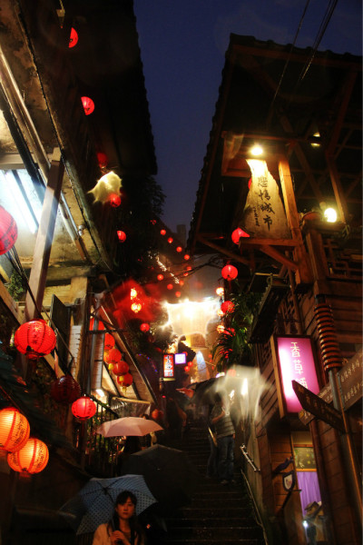 南京雨中惊喜，小巷深处的特色小店