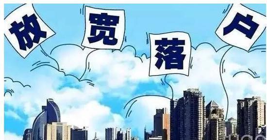 2025新澳门正版精准免费大全,信息明晰解析导向_冒险版18.821