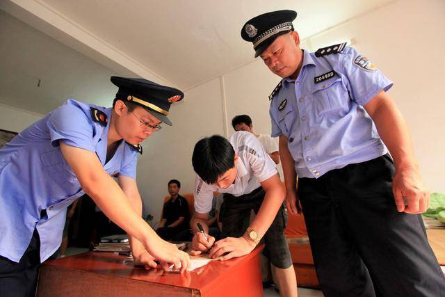 最新警察编制,最新警察编制，详细步骤指南